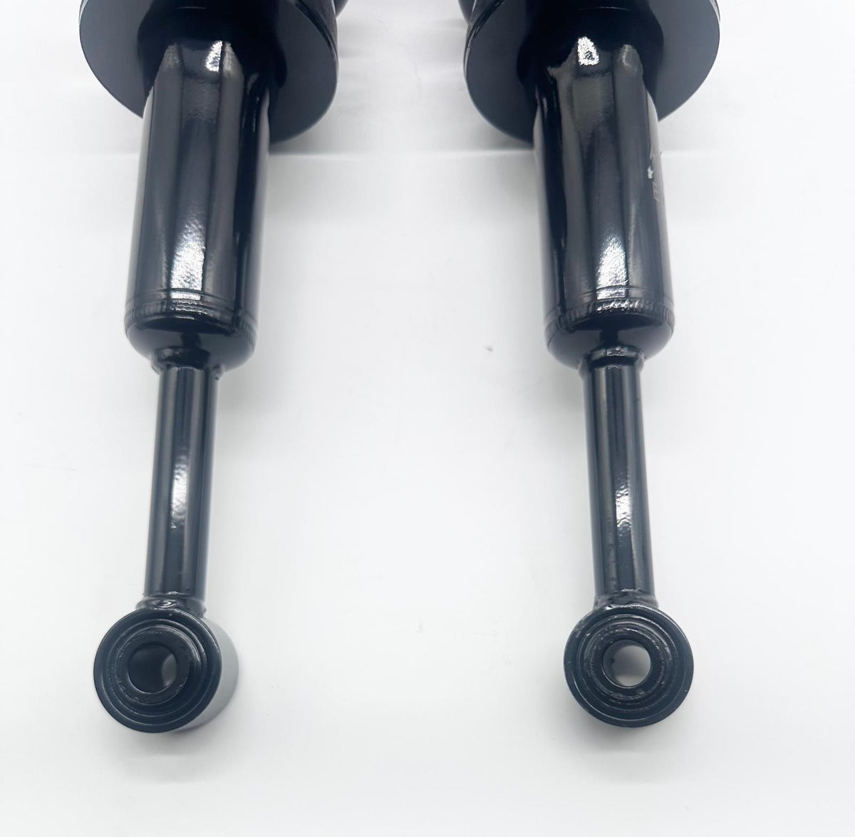 Front Strut Assembly Shock Absorber for Toyota Tundra 4WD 2007-2020 L/R Side