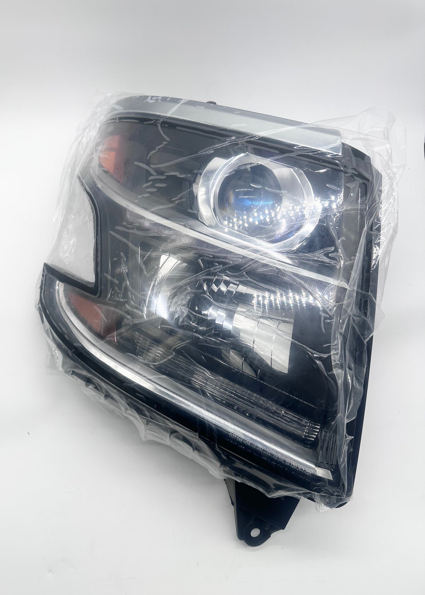 Halogen Headlight Assembly for Chevy Tahoe/Suburban 2015-2020 RH