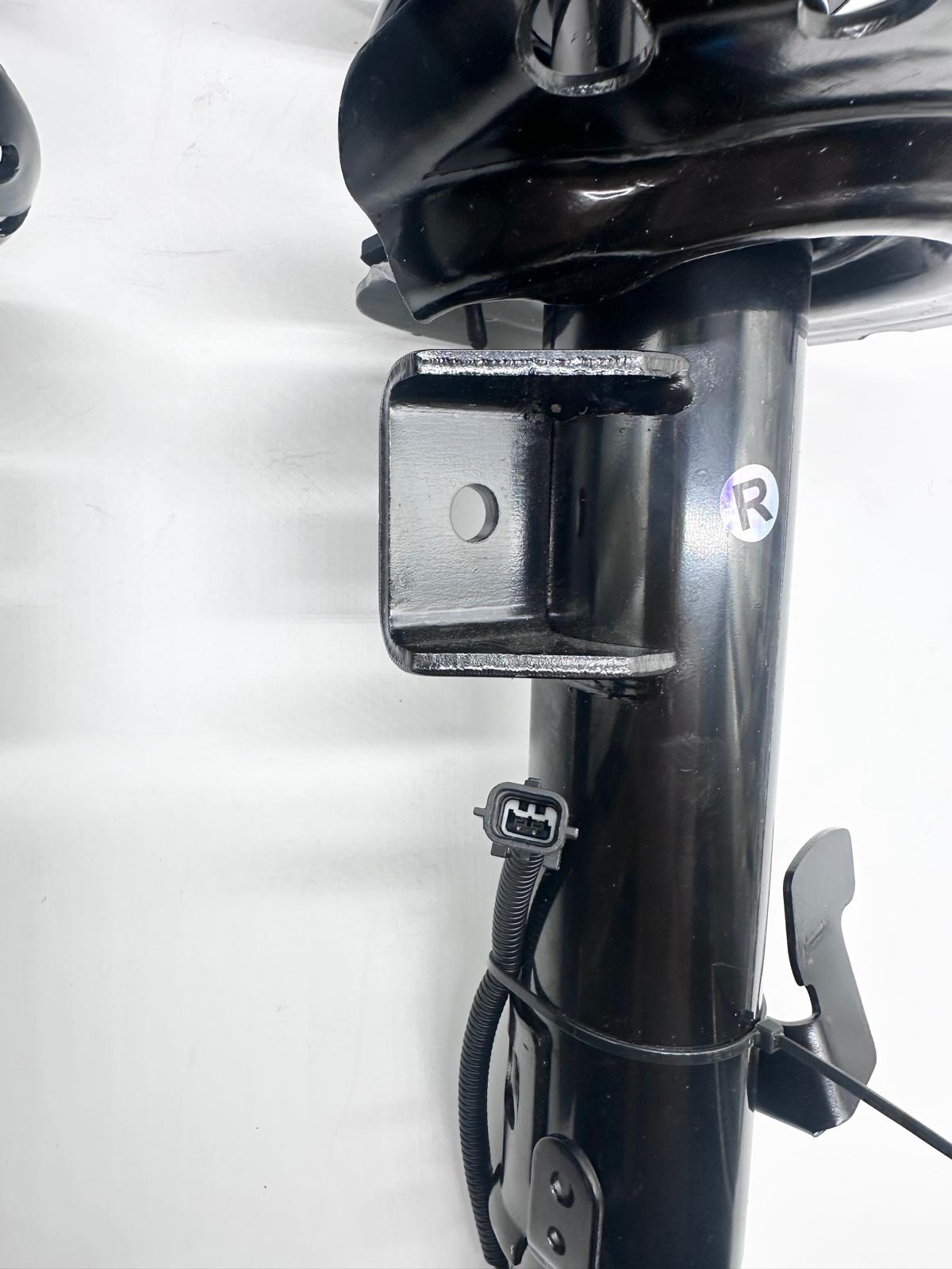 Front Air Suspension Struts with Magnetic for Range Rover Evoque 2012-2019