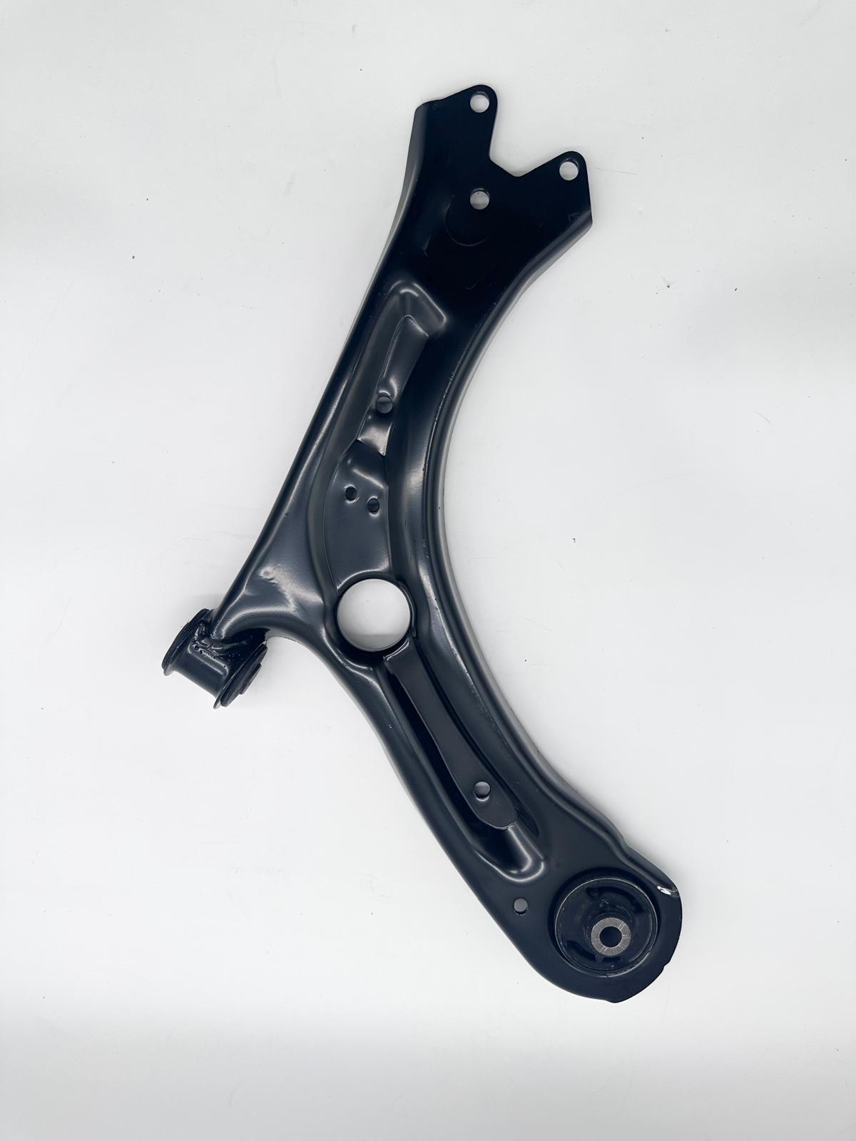 Front Lower Control Arm Set L/R for Volkswagen Beetle & Passat 2012–2021 2PCS