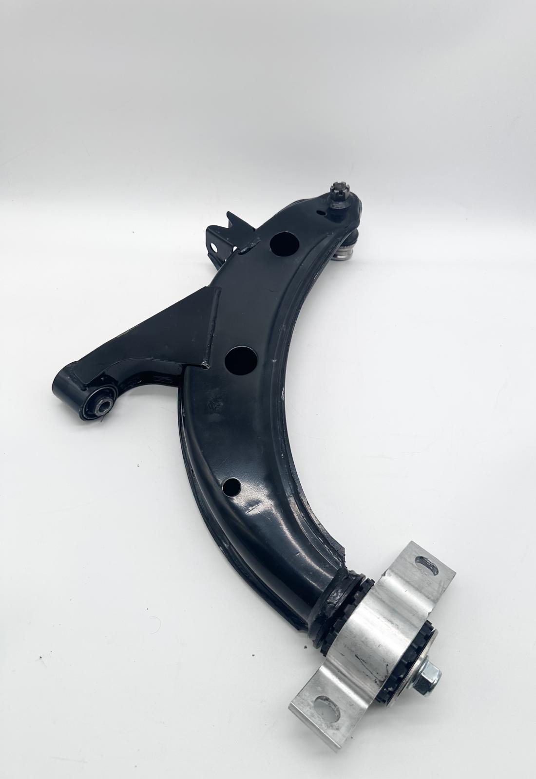 Front Lower Control Arms w/Ball Joints for Subaru Forester Impreza Legacy Outback 1990-2004 2PCS