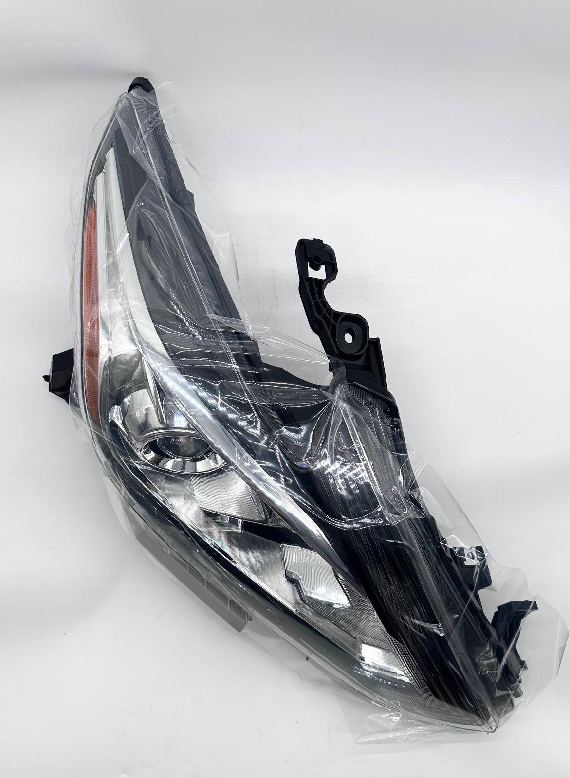Halogen Headlight Assembly Right Side for Nissan Altima 2016-2018