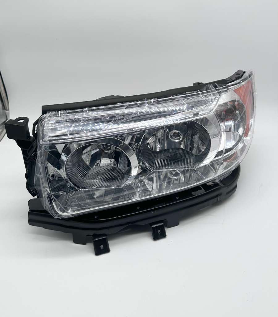 Headlights Assembly Set for Subaru Forester 2006-2008 Driver/Passenger Side