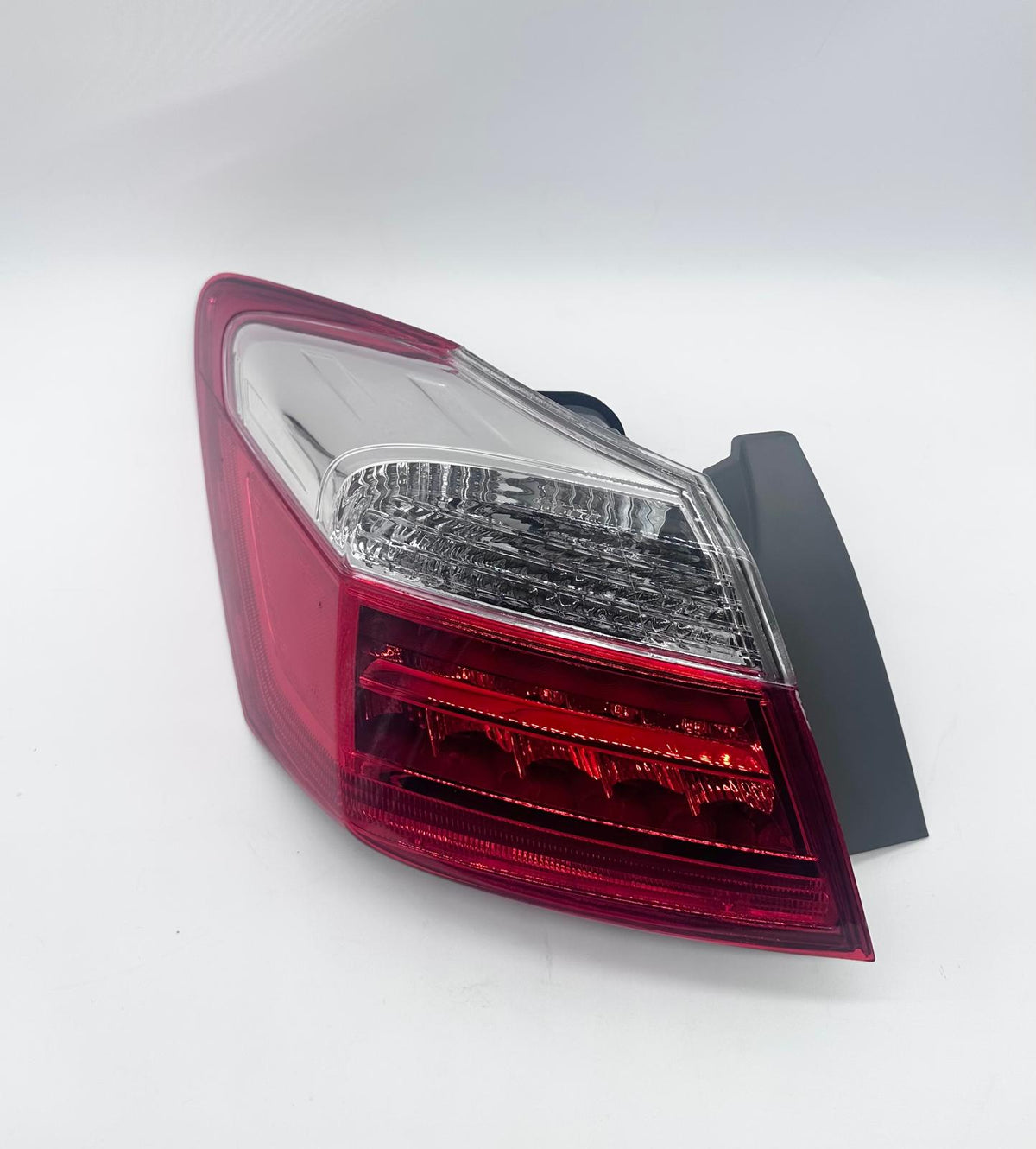 Tail Light Assembly for Honda Accord Sedan 2013–2015 EX-L Touring – Left Outer