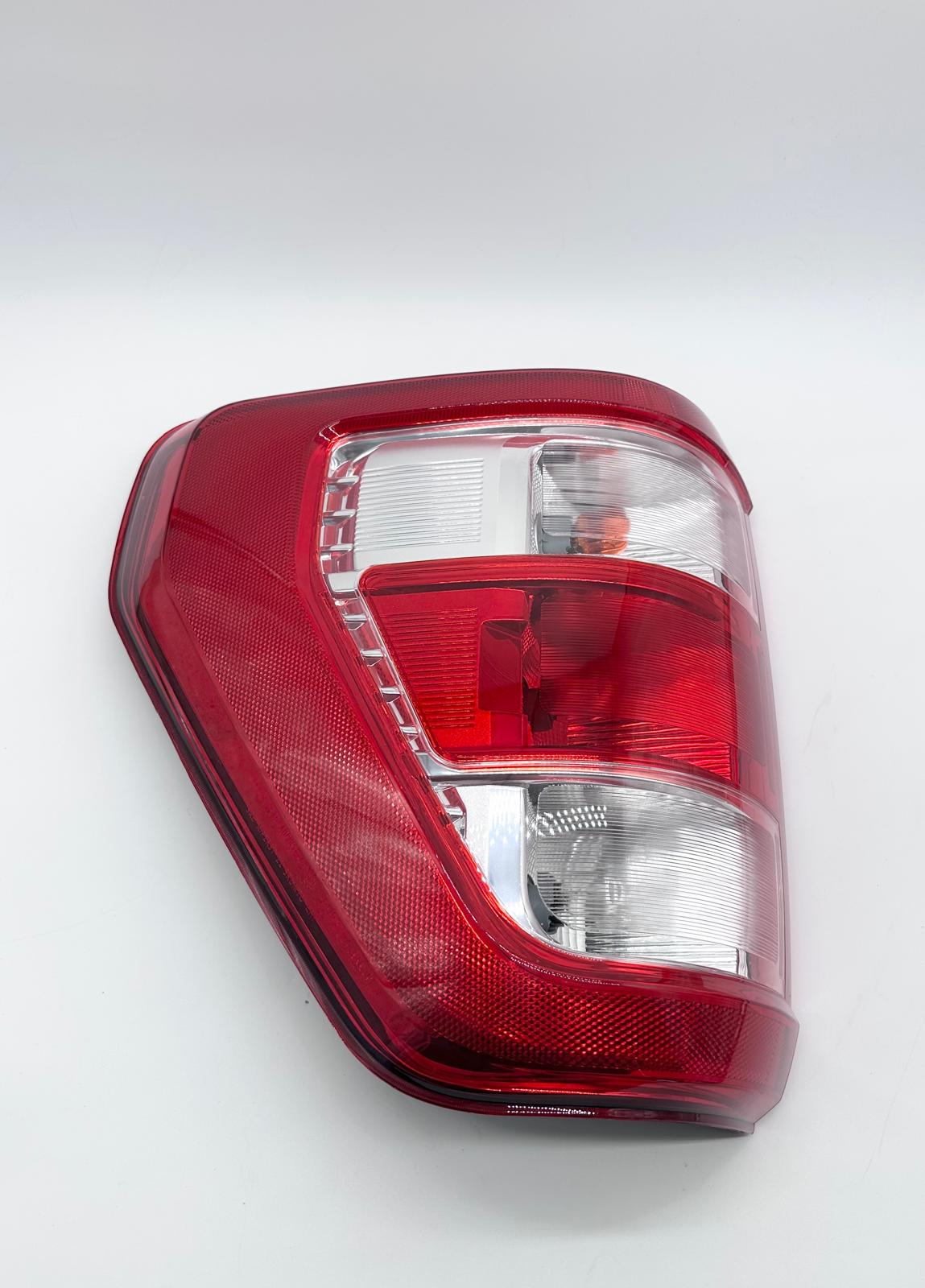Tail Light Assembly Right Passenger Side for Ford F-150 XL/STX 2021-2023 w/Bulbs