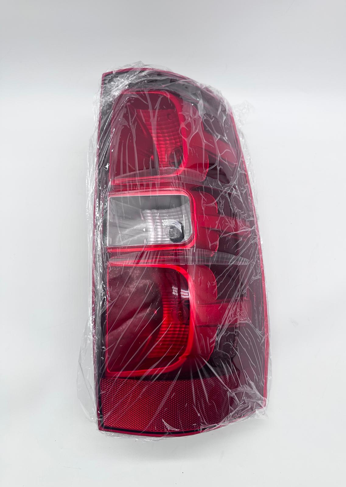 Tail Light Assembly Pair for Chevy Tahoe & Suburban 2007–2014 L/R Side