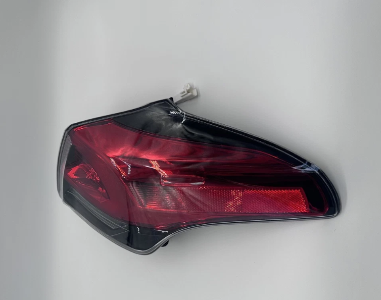 Toyota RAV4 2016 2017 2018 Tail Light Assembly Passenger Side LE/Hybrid XLE/XLE