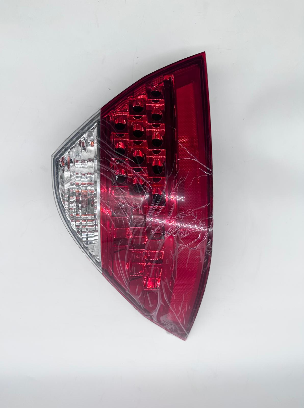 Pair Tail Lights for Honda Accord 2006-2007 Sedan Driver and Passenger Side