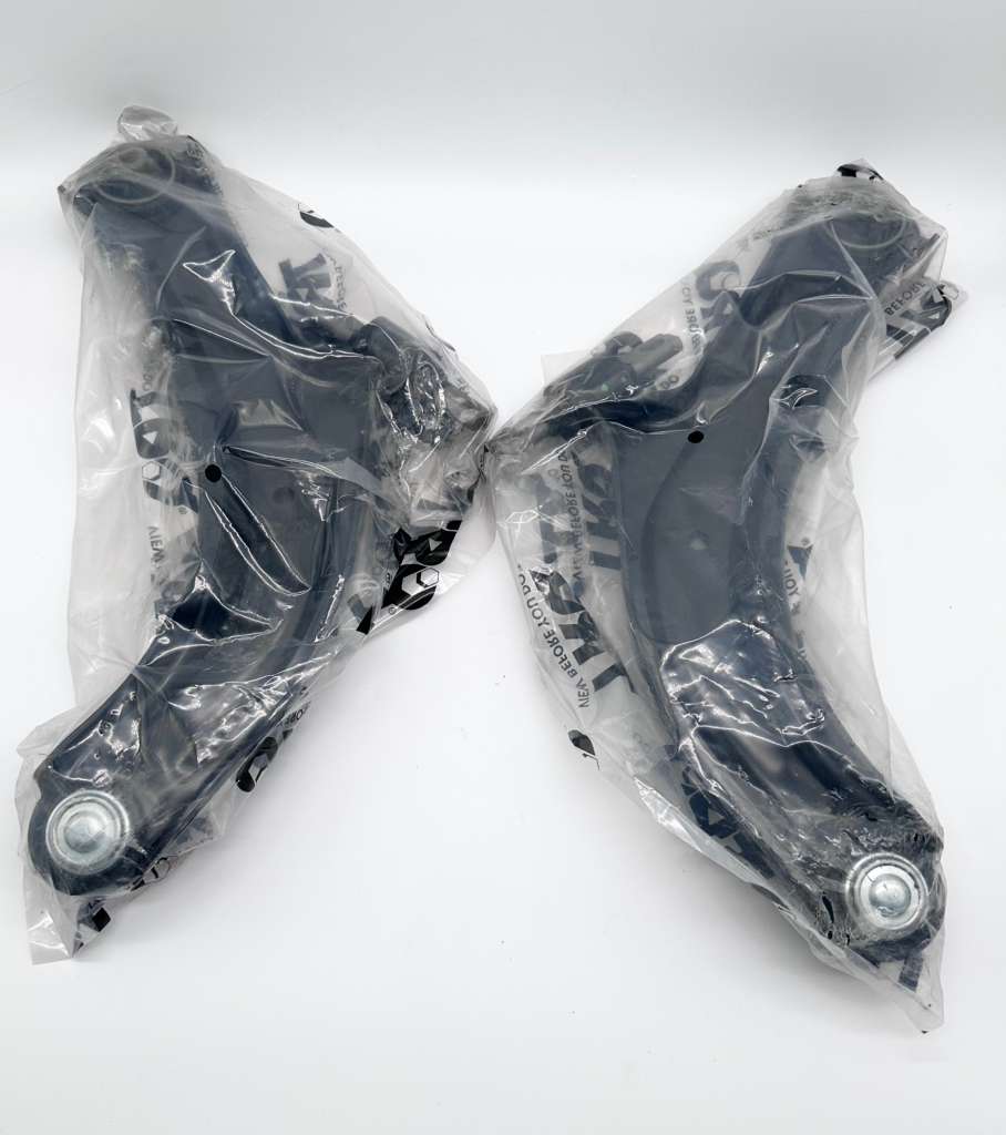 TRQ Front Lower Control Arm w Ball Joint Pair for Nissan Sentra 2007-2012